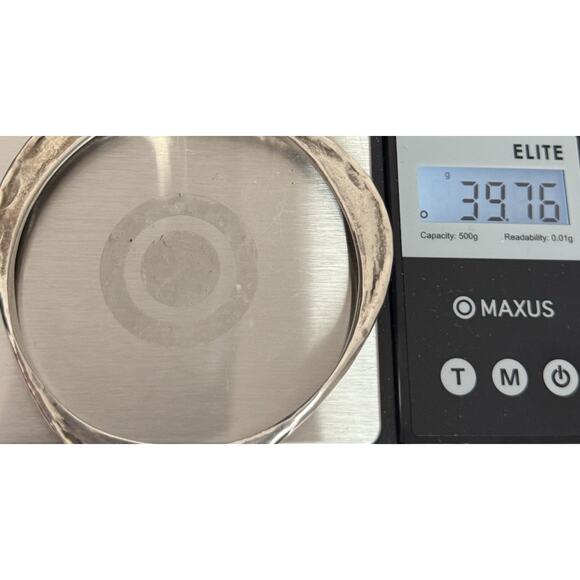 Retired James Avery Las Martilbalos Hammered Bangle Bracelet 39.76G/7.5in - Picture 8 of 8